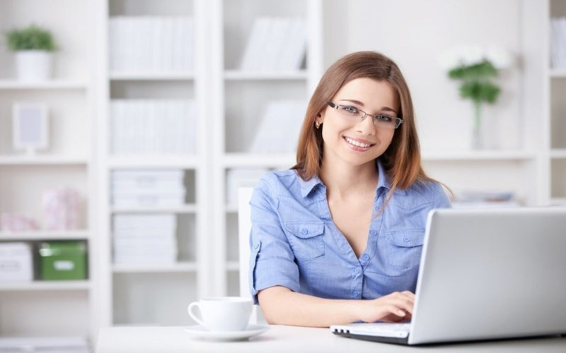 Ngồi phòng máy lạnh là môi trường tốt để sử dụng máy tính