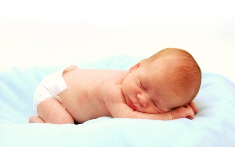 Nhà có trẻ em thì bạn cần phải cẩn thận khi sử dụng điều hòa