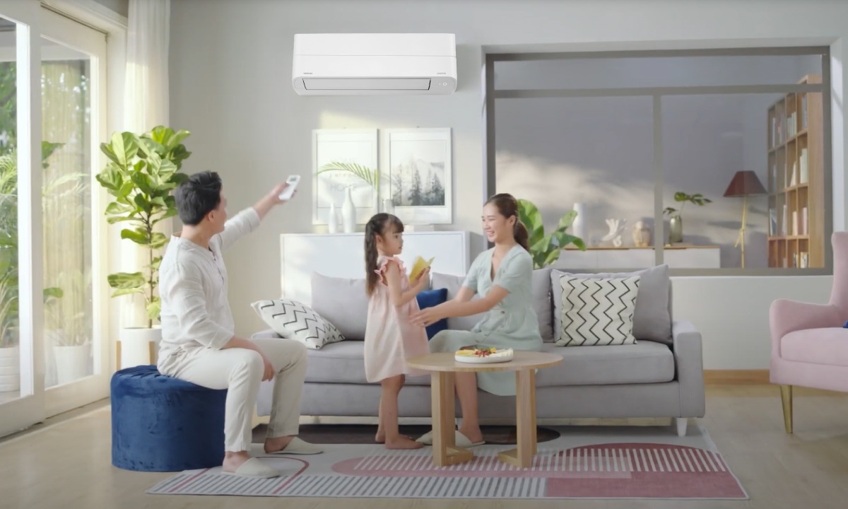Máy lạnh Toshiba Inverter 1.0 HP RAS-H10P2KCVG-V