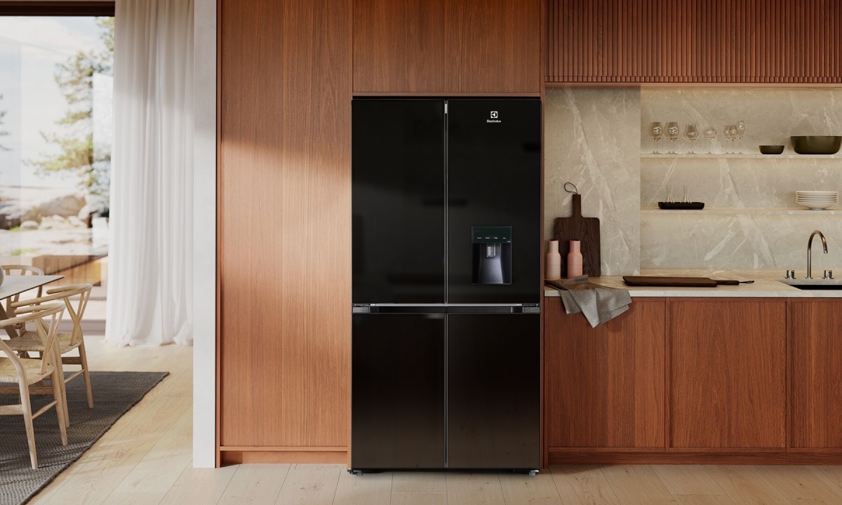 Tủ lạnh Electrolux Inverter 563 lít EQE5755A-B