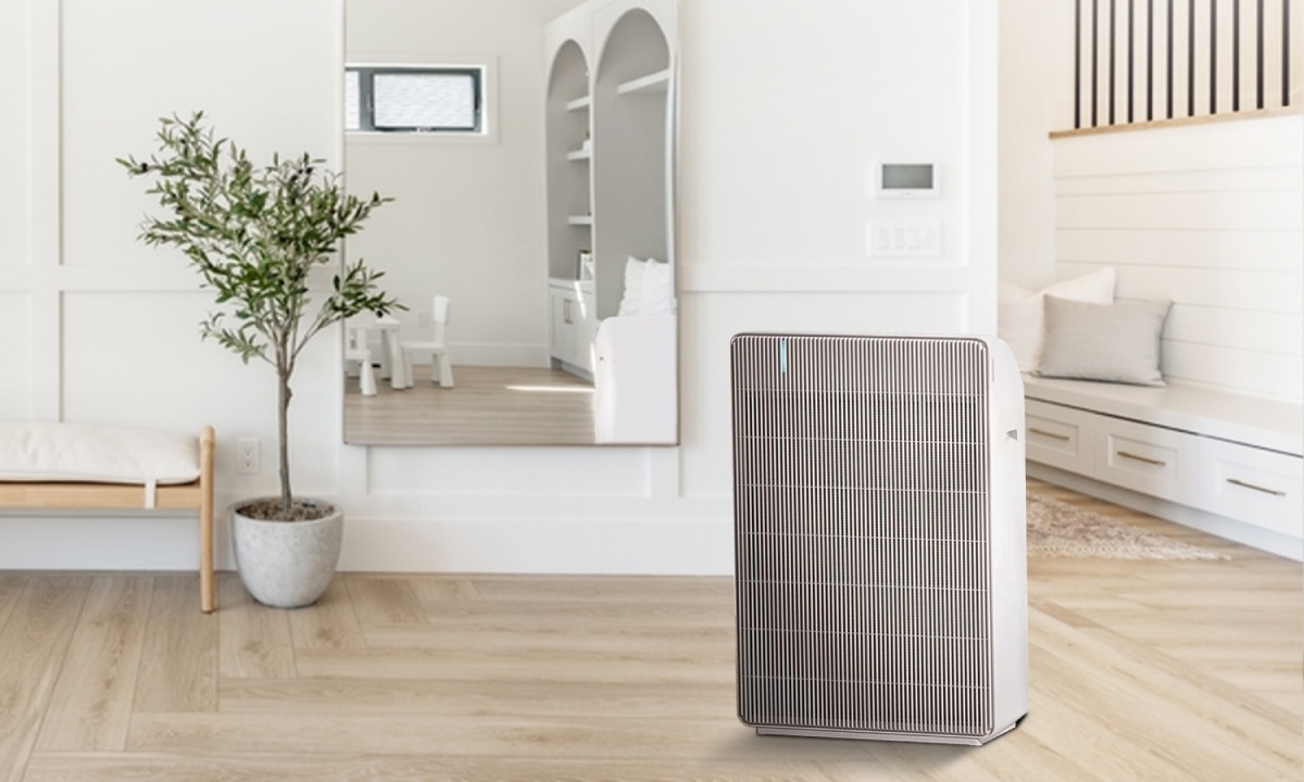 Lọc không khí mạnh mẽ với phạm vi sử dụng lên đến 40 m² Thiết bị phù hợp cho phòng khách, phòng ngủ hoặc không gian mở vừa phải, đảm bảo lọc sạch bụi bẩn, phấn hoa và các hạt lơ lửng hiệu quả, giúp không khí luôn trong lành và mát mẻ cả ngày.