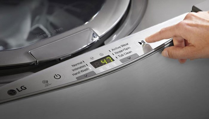 Không lo hư tổn quần áo khi giặt bằng máy giặt LG F2721HTTV với những chế độ đặc biệt