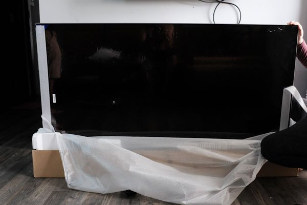 Nhân vật chính ngày hôm nay, chiếc tivi QLED Samsung QA65Q7FAMKXXV với kích thước đến 65 inch.