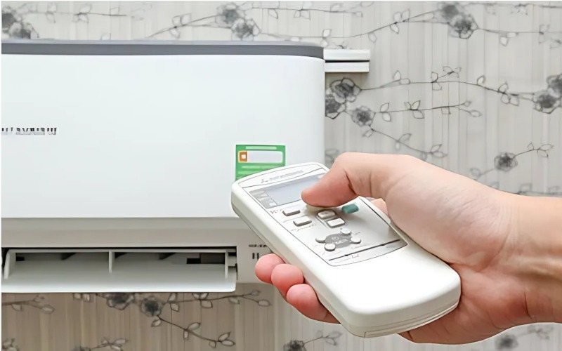 Kiểm tra lại máy lạnh