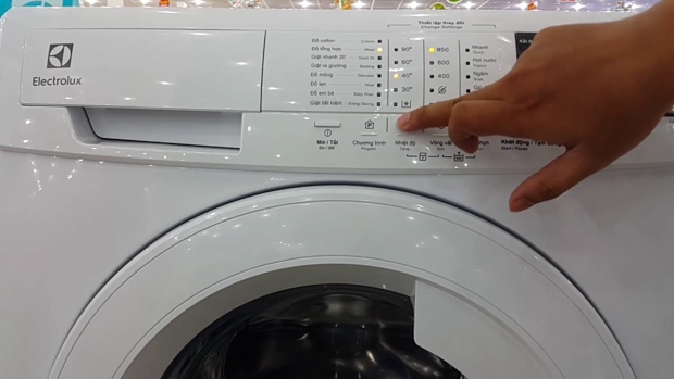 Những nguyên nhân khiến máy giặt Electrolux bị lỗi 