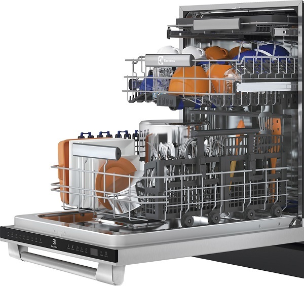 Máy rửa chén Electrolux được sản xuất bởi thương hiệu nổi tiếng Thuỵ Điển