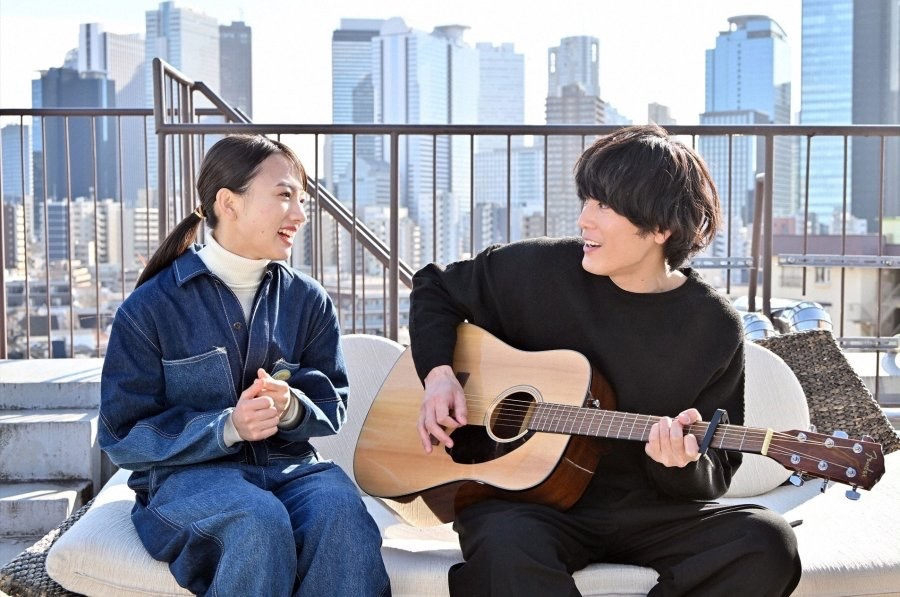 Fight Song kể về Kisara Hanae, một vận động viên karate giải nghệ vì tai nạn