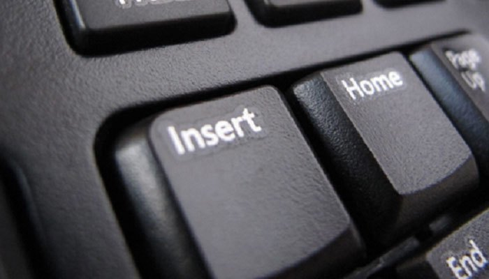 Phím Insert trên bàn phím máy tính thích hợp với người dùng thường đánh văn bản.