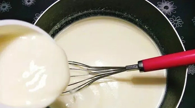 Cách làm Whipping Cream bằng sữa tươi và bơ