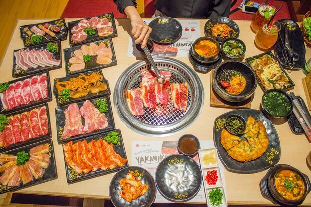Bàn nướng sốt Yakiniku ngon, hấp dẫn không thể bỏ qua