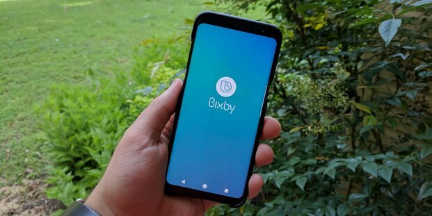 Mở phần thông tin cần chụp màn hình và nói “Hey Bixby”