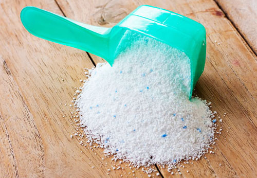 Bạn đã biết tác dụng các hạt màu xanh đỏ bên trong bột giặt? | Nguyễn Kim Blog