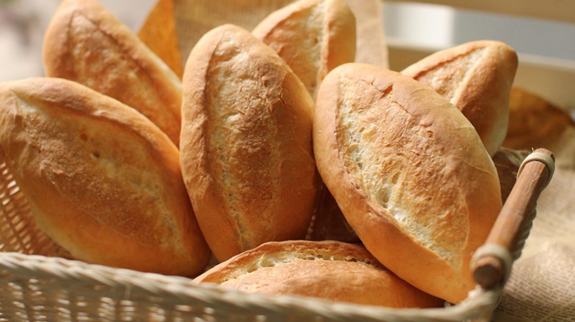 2 Cách làm bánh mì mini bằng nồi chiên không dầu thơm ngon, giòn xốp