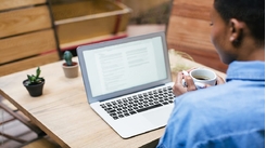 Giải Quyết Tình Trạng Loa Laptop Bị Rè Như Thế Nào?