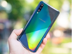 Bạn sẽ không thể đứng yên trước sản phẩm thú vị như Galaxy A50s!