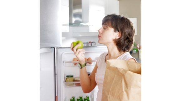 clean and deodorize the refrigerator.