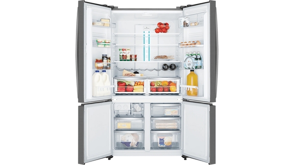 Tủ lạnh Electrolux Inverter 541 lít EQE6000A-B cửa tủ mở có thực phẩm