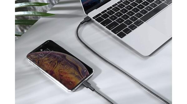 Cáp sạc Aukey Type-C to Lightning MFI CB-CL3 0.9 mét Đen